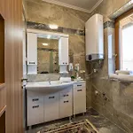 Aparthotel Voeroes Alom Panzio 4*