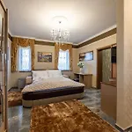 Voeroes Alom Panzio Aparthotel Tiszakécske