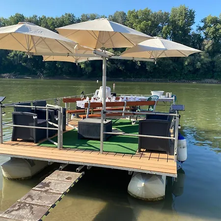 Voeroes Alom Panzio 4* Tiszakécske